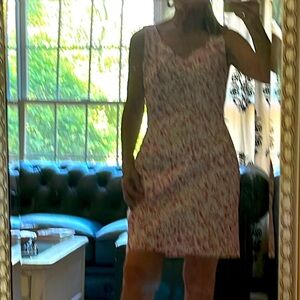 Donna Ricco New York sleeveless V neck Dress